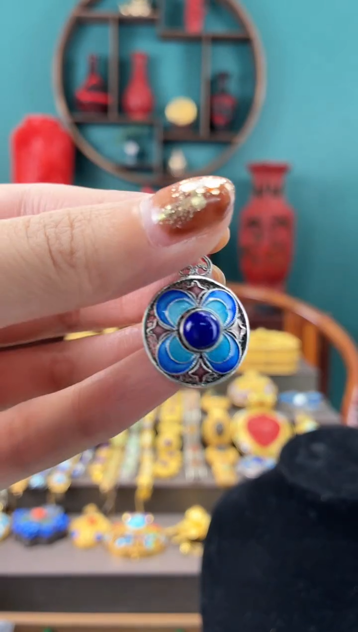 非遗手工花丝镶嵌吊坠