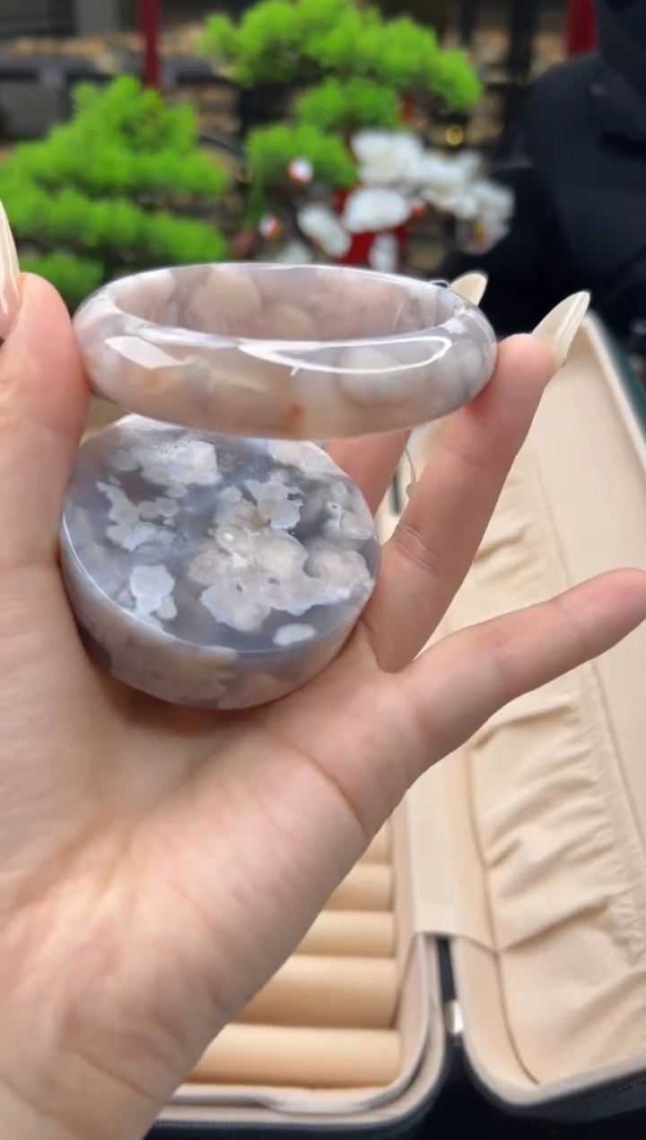 【闪购商品】石英质玉未镶嵌手镯60圈口（赠送镯心）13325