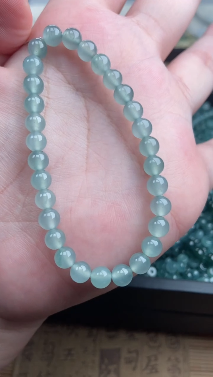 【闪购商品】翡翠手链未镶嵌多样性发货30颗卡6