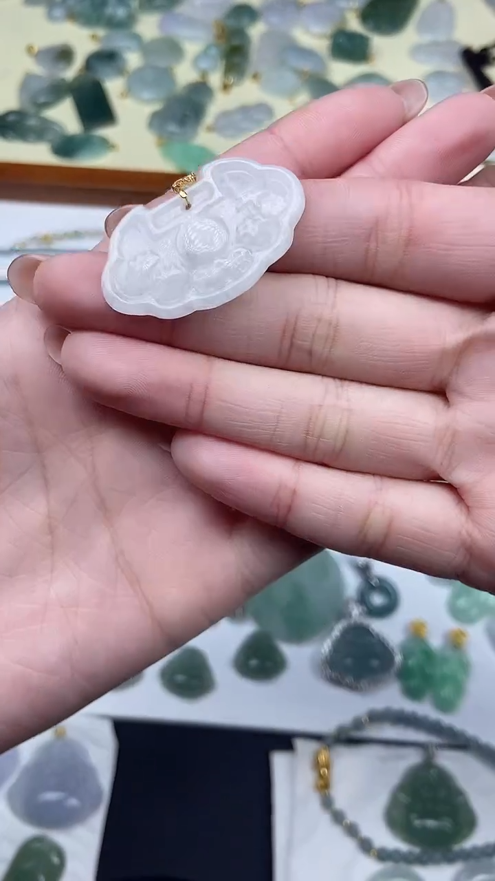 【闪购商品】翡翠吊坠(不含链)未镶嵌天然A货翡翠-吊坠