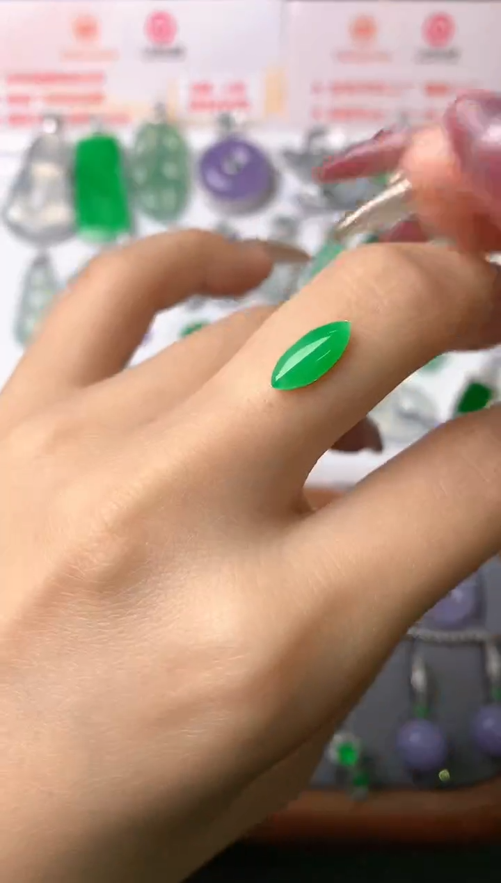 【闪购商品】定制翡翠未镶嵌裸石（镶嵌定制）