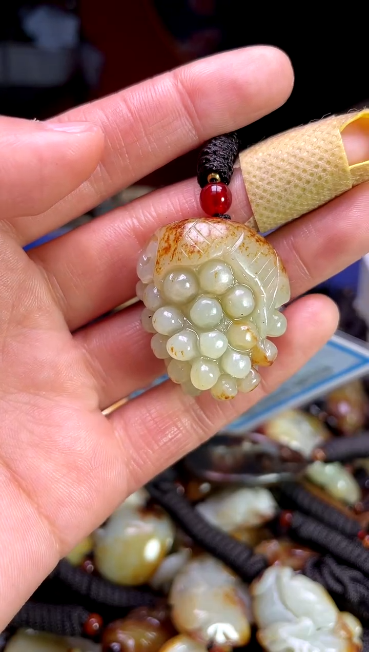 【闪购商品】和田玉颈饰未镶嵌1