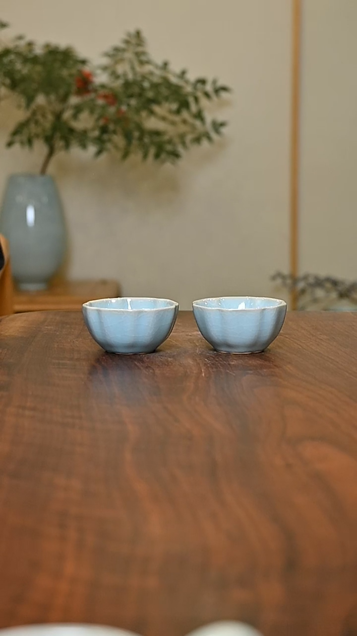 六合泰平杯 天青 微瑕 朱家汝窑款