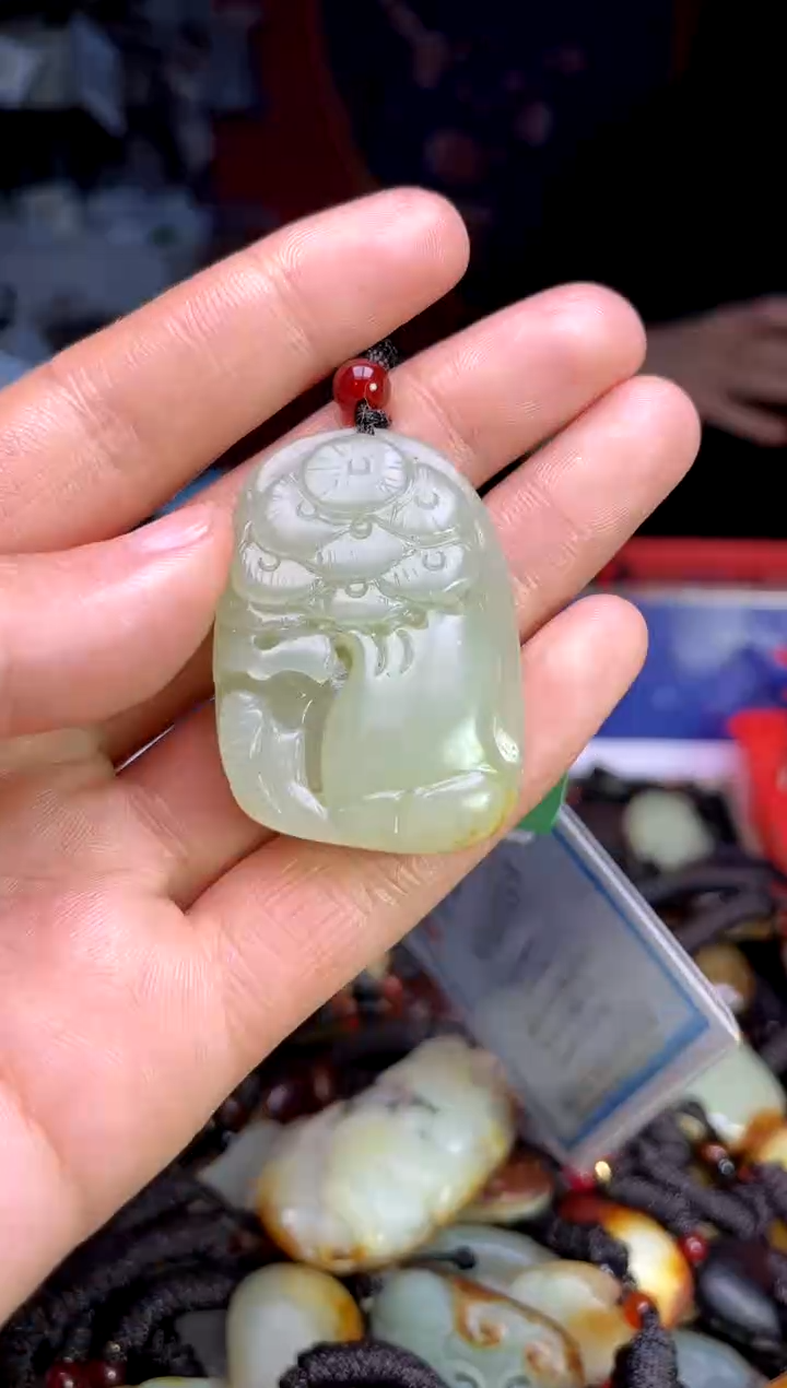 【闪购商品】和田玉未镶嵌颈饰0