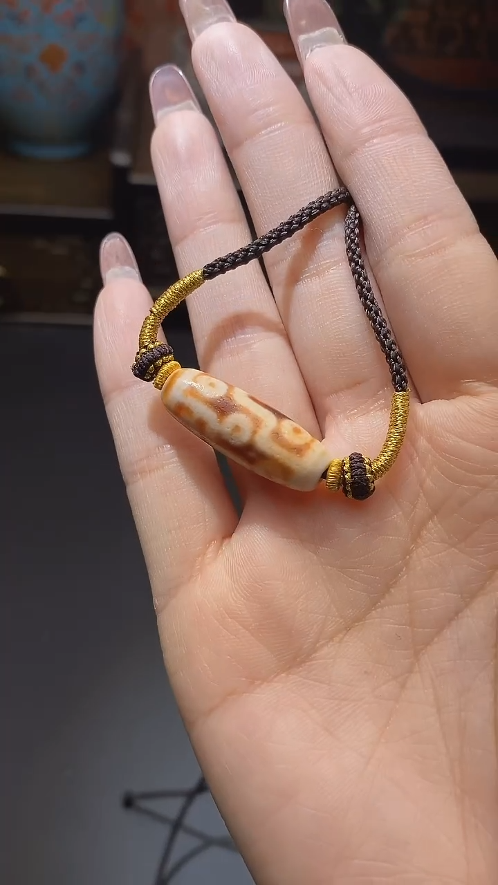 【闪购商品】玛瑙/玉髓颈饰未镶嵌金蟾九眼锁骨链