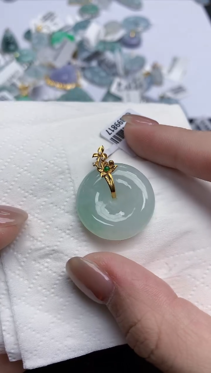 【闪购商品】翡翠颈饰18K金镶嵌天然缅甸翡翠A货