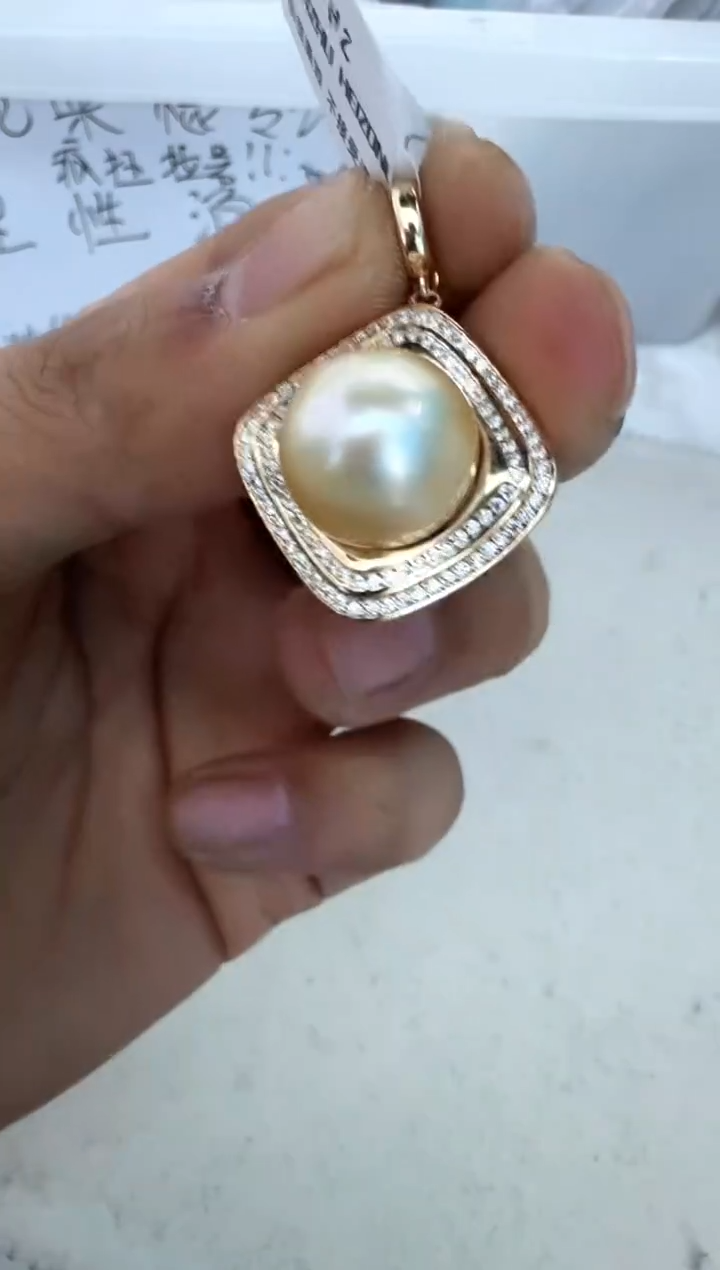 【闪购商品】海水珍珠颈饰银S925镶嵌吊坠