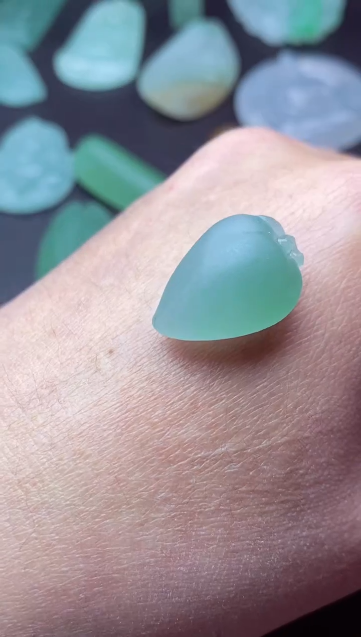 未镶嵌定制翡翠黄****哥a货翡翠