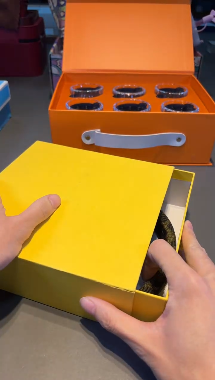 F宗 小新全球仓小新全球仓小新全球仓