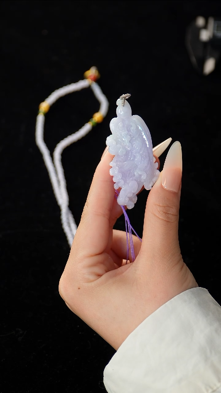 【闪购商品】翡翠颈饰未镶嵌白菜