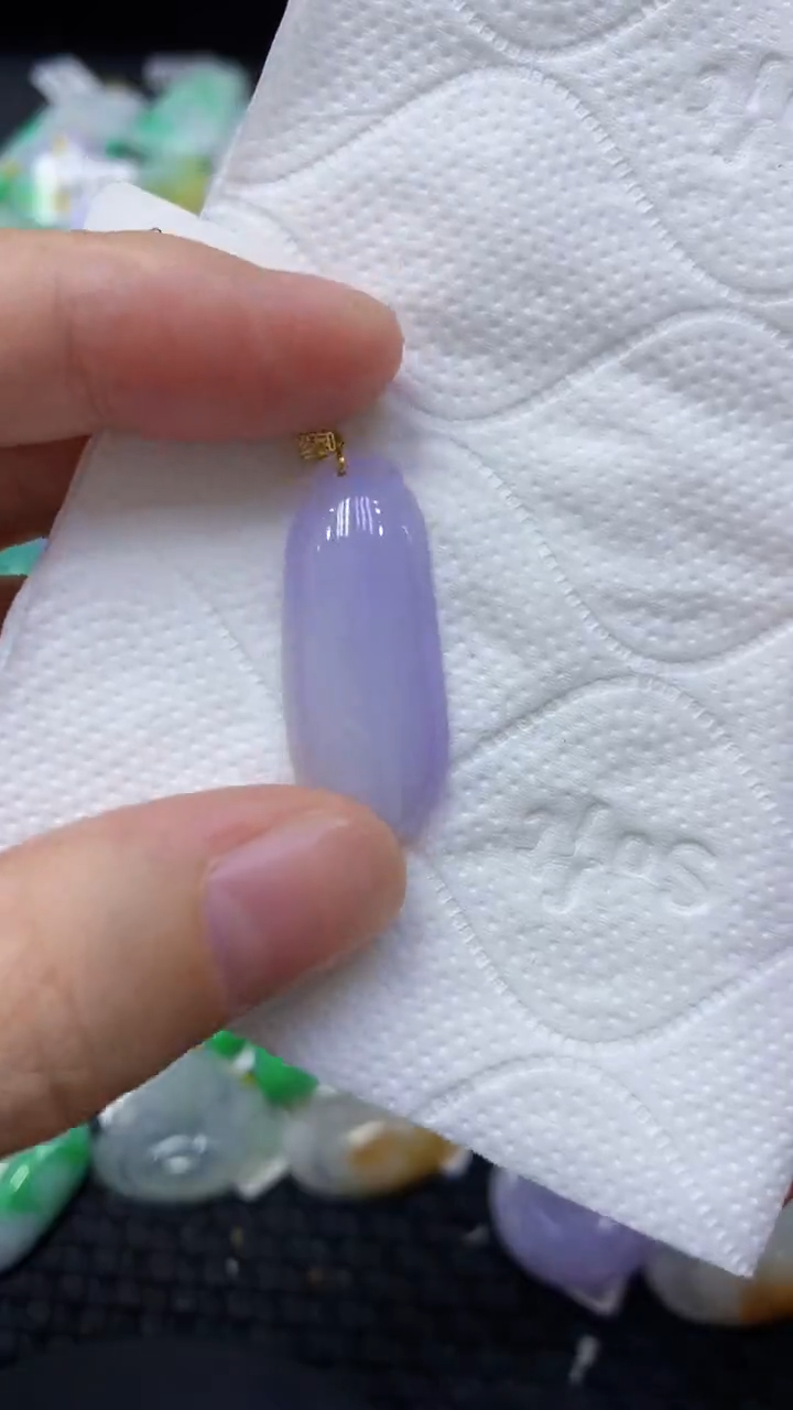 颈饰18K金镶嵌翡翠天然缅甸翡翠A货