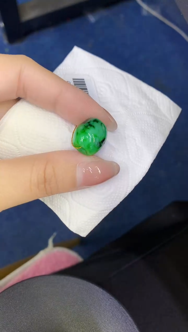 颈饰未镶嵌翡翠缅甸天然翡翠A货