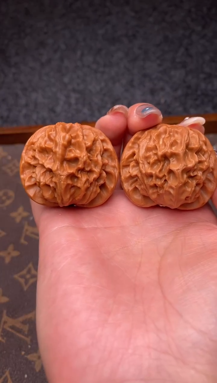 把件文玩核桃B195号43尺龙鳞