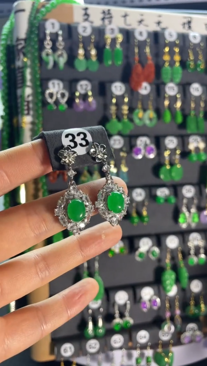 【闪购商品】翡翠颈饰银S925镶嵌33.....