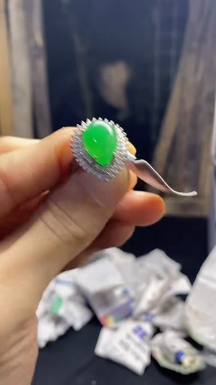 满色吊坠 所见即所得！