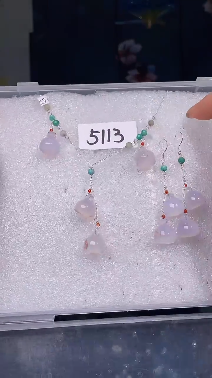 未镶嵌颈饰玛瑙/玉髓喜欢拍