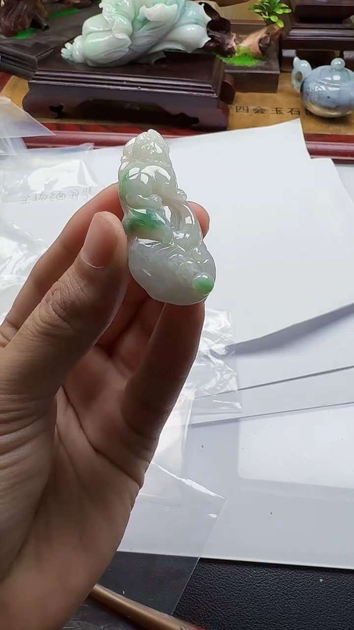 吊坠(不含链)未镶嵌翡翠1