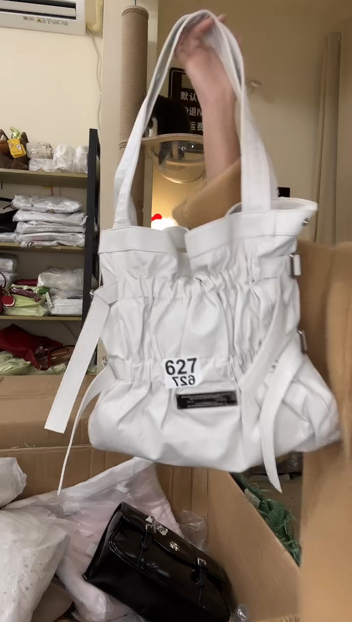 pu以直播链接为准 默认微瑕627