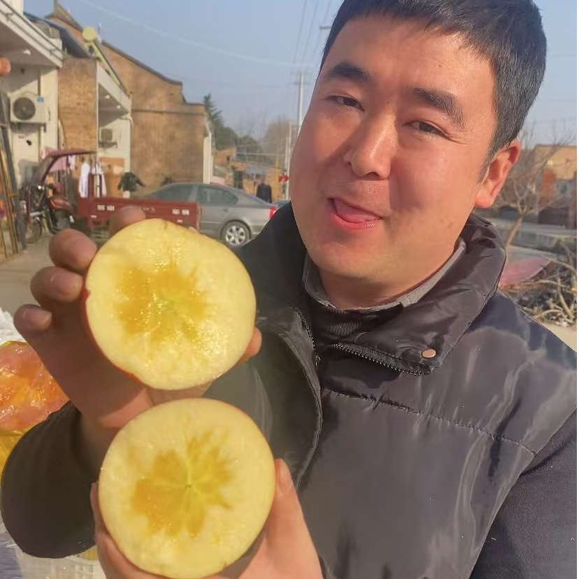 陕西冰糖心丑苹果霜降后采摘不打蜡带皮吃脆甜多汁