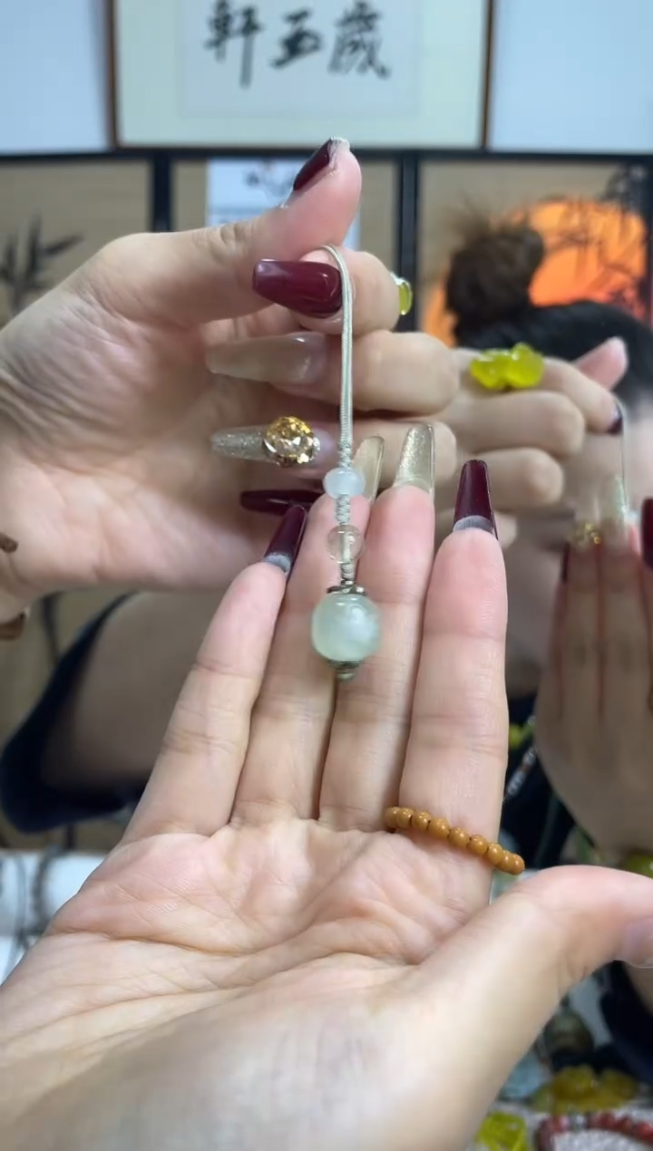 【闪购商品】岫玉钥匙链未镶嵌多样性发货其中发一