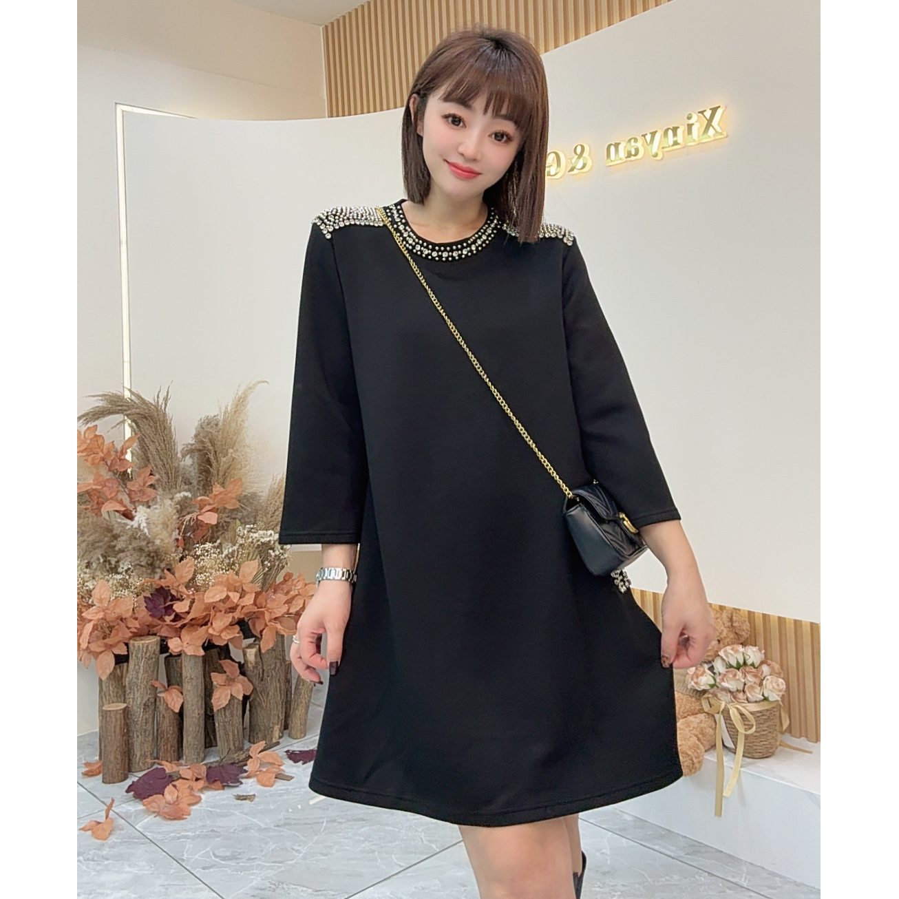 高弹力休闲风秋冬连衣裙大码打底时尚钉珠5089