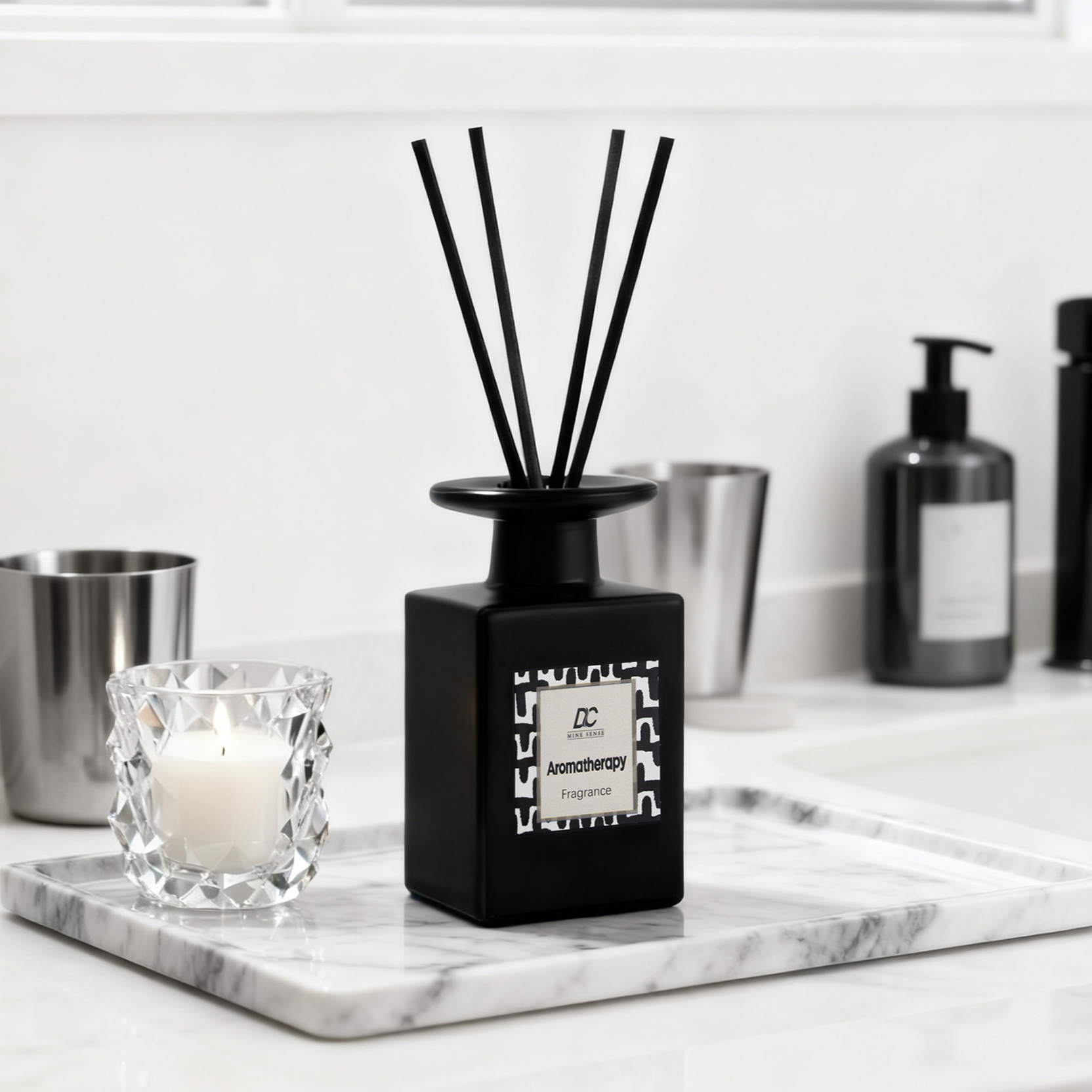 卧室持久留香木质香薰