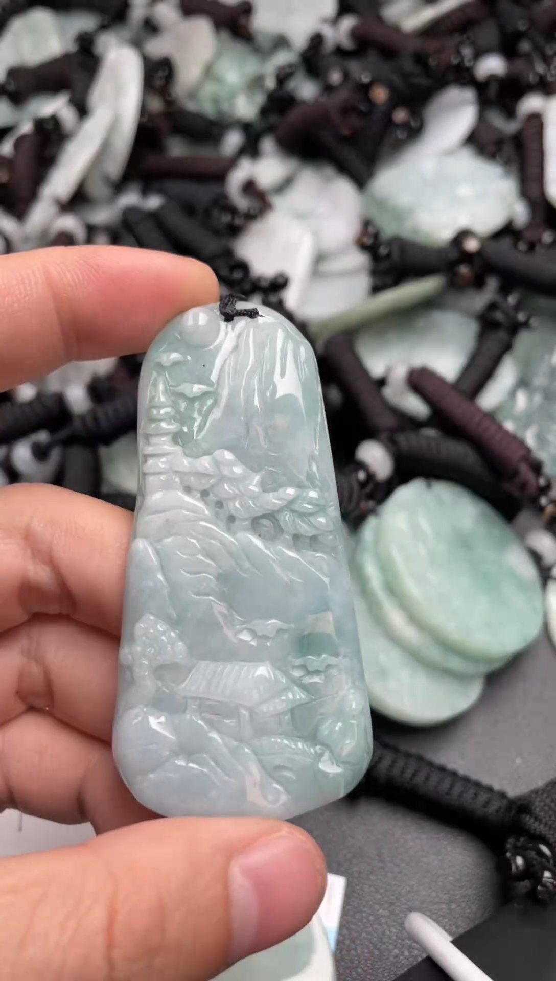 【闪购商品】翡翠吊坠(不含链)未镶嵌1