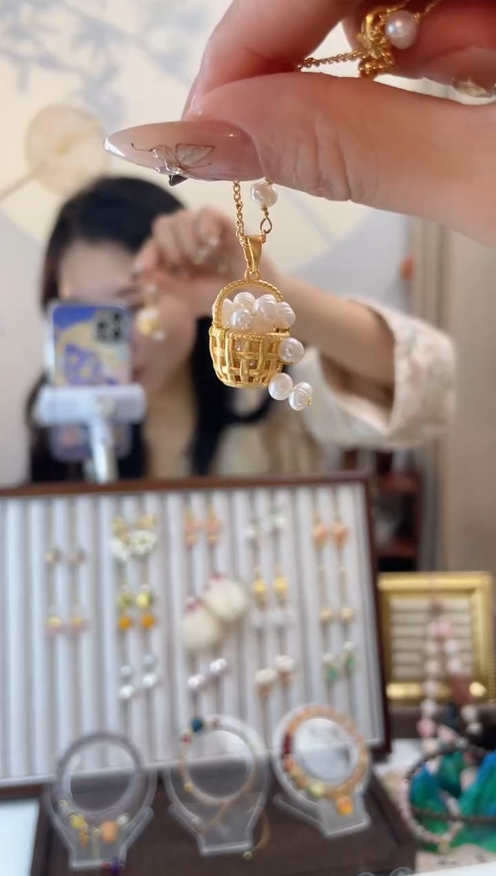 铜合金无铜合金无花篮珍珠项链