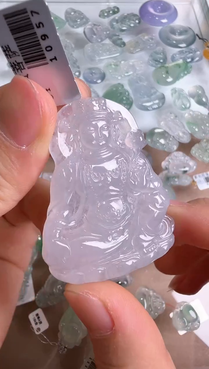 【闪购商品】翡翠吊坠(不含链)未镶嵌··