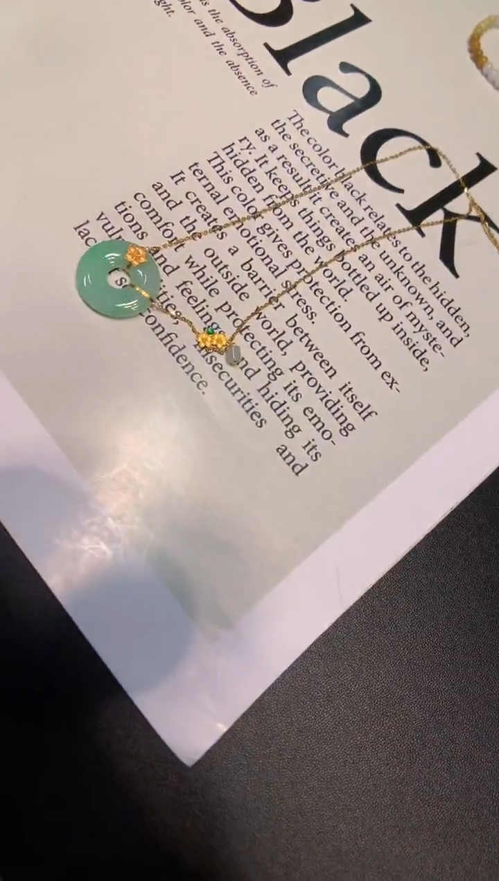 套链18K金镶嵌翡翠甜甜圈