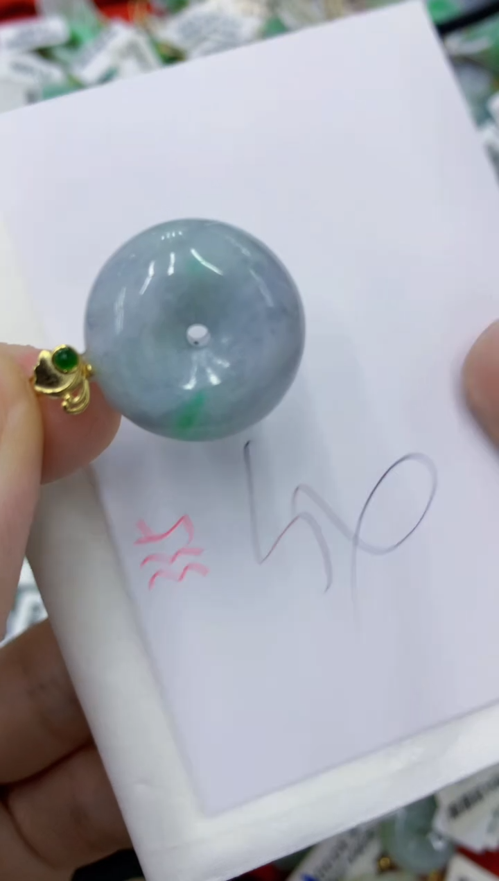 翡翠未镶嵌颈饰111111111111