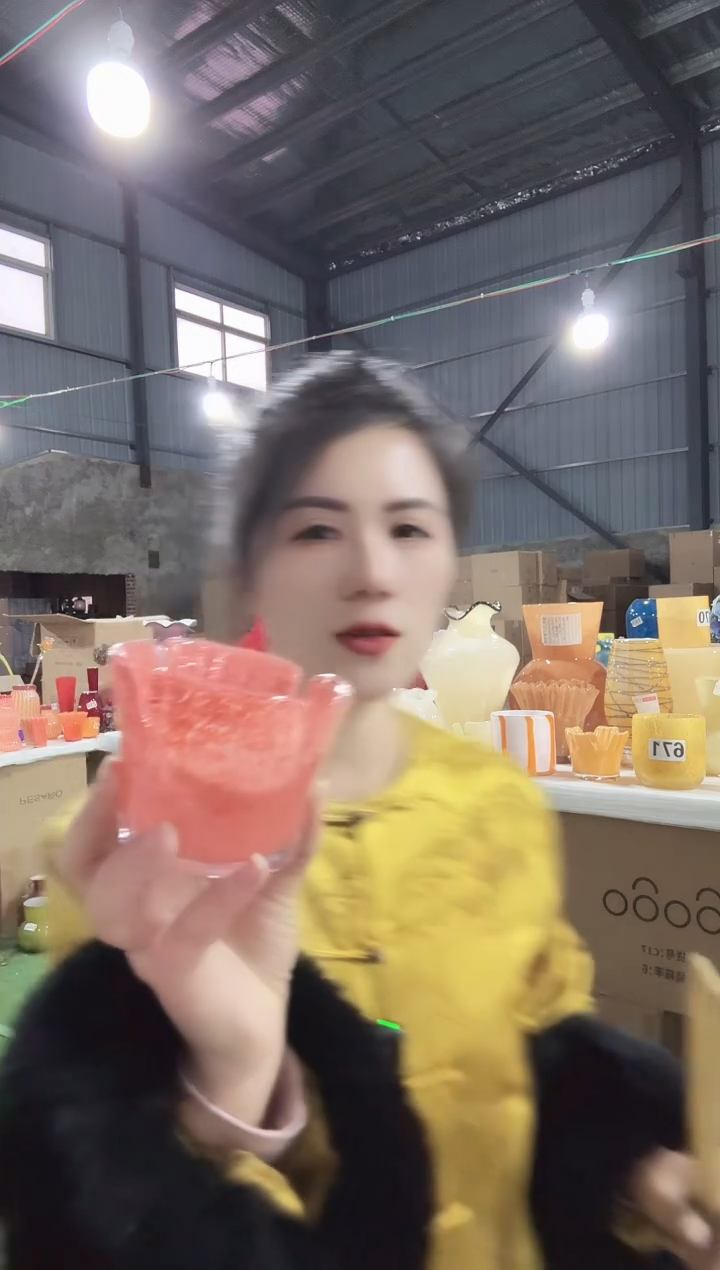 604直播玻璃花瓶