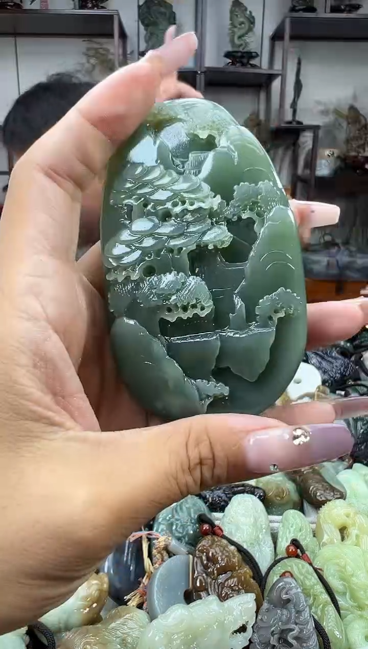 和田玉未镶嵌把件1