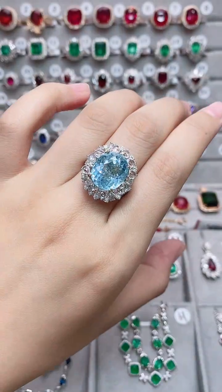 【闪购商品】海蓝宝石戒指18K金镶嵌1