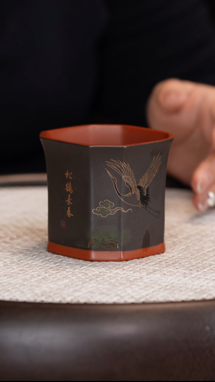 紫砂朱泥粉浆八方杯