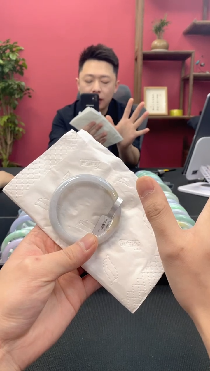 【闪购商品】翡翠手镯未镶嵌00003768