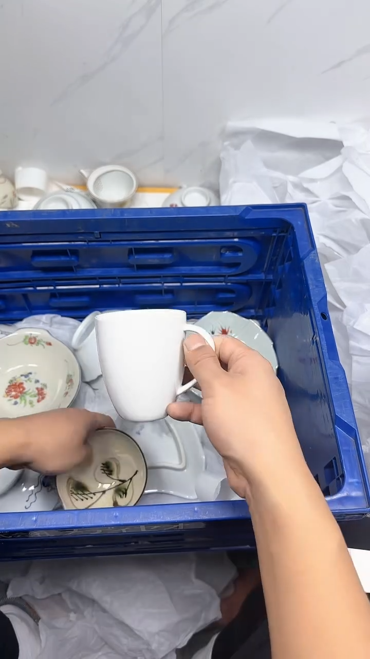 【闪购商品】1583回流瓷器默认微瑕，18.8包邮