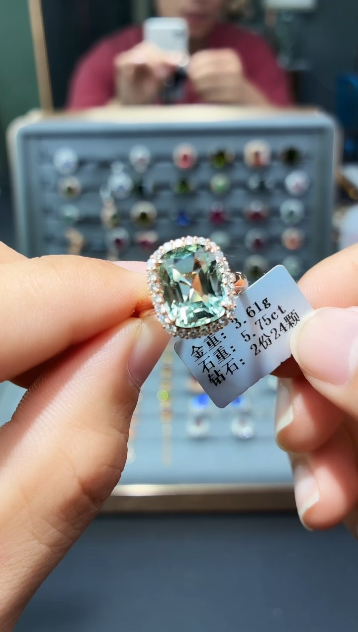 18K金镶嵌戒指碧玺5.75.