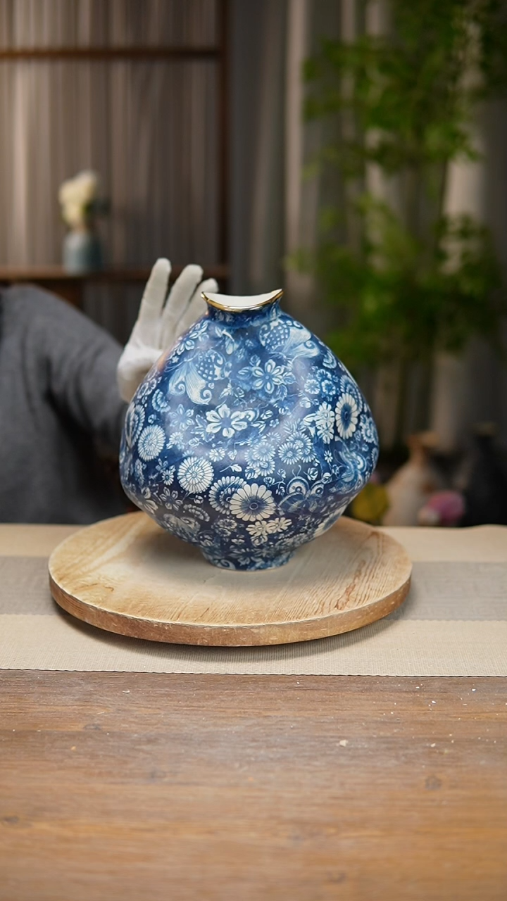 【闪购商品】陶瓷   花器青花瓷蝶恋花大肚