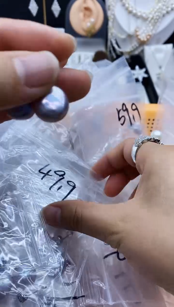 银S925镶嵌耳饰淡水珍珠多样性发其一