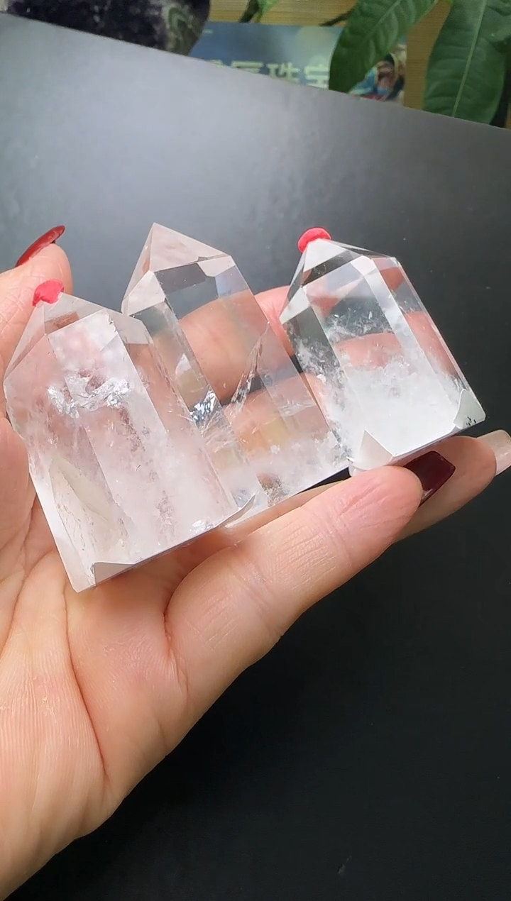 【闪购商品】水晶摆件未镶嵌白水晶柱子摆件多样性发一M11673