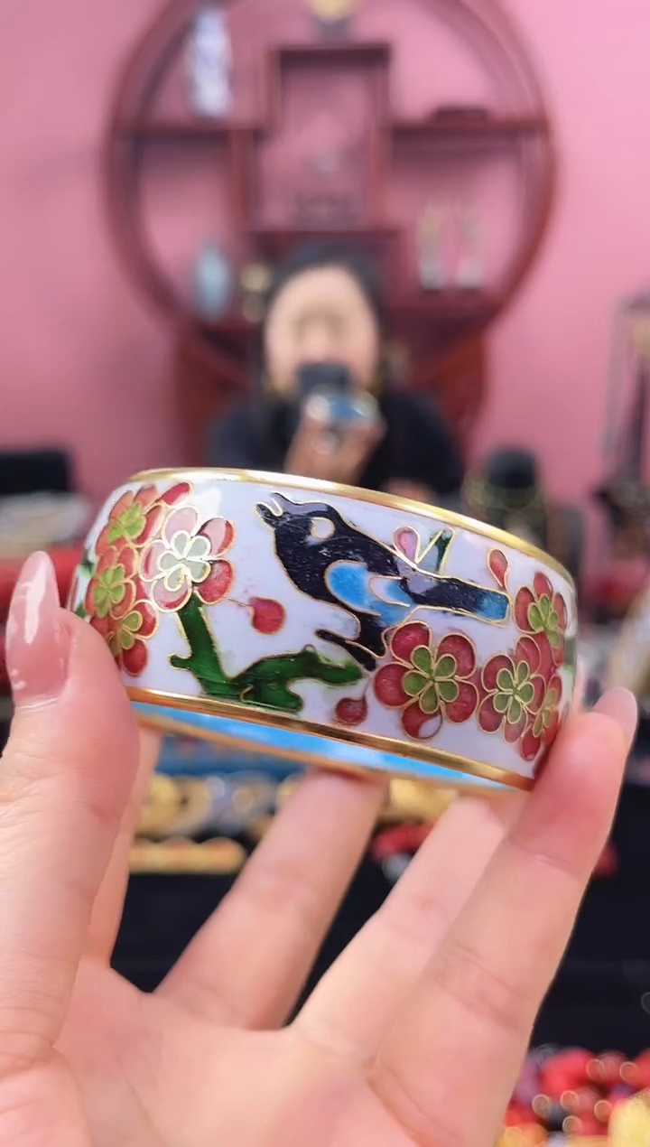 景泰蓝银蓝喜上眉梢宽镯 56-62+  白色