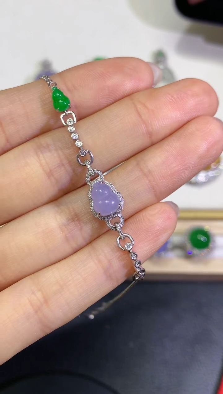 【闪购商品】翡翠颈饰18K金镶嵌团购67