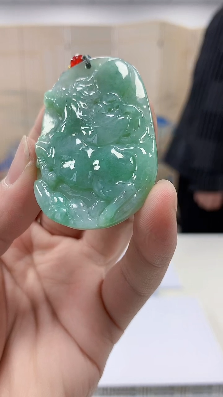 【闪购商品】定制翡翠未镶嵌5153bb-毛货挂件108