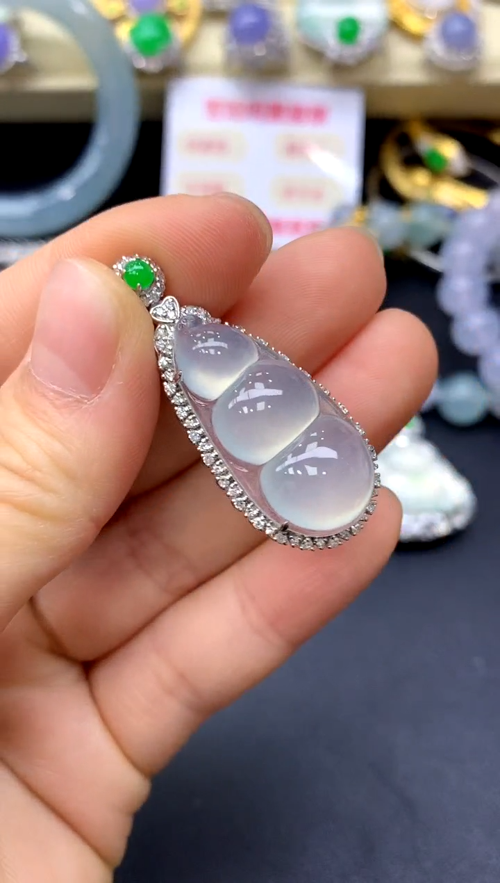 颈饰18K金镶嵌翡翠383-中国好珍宝