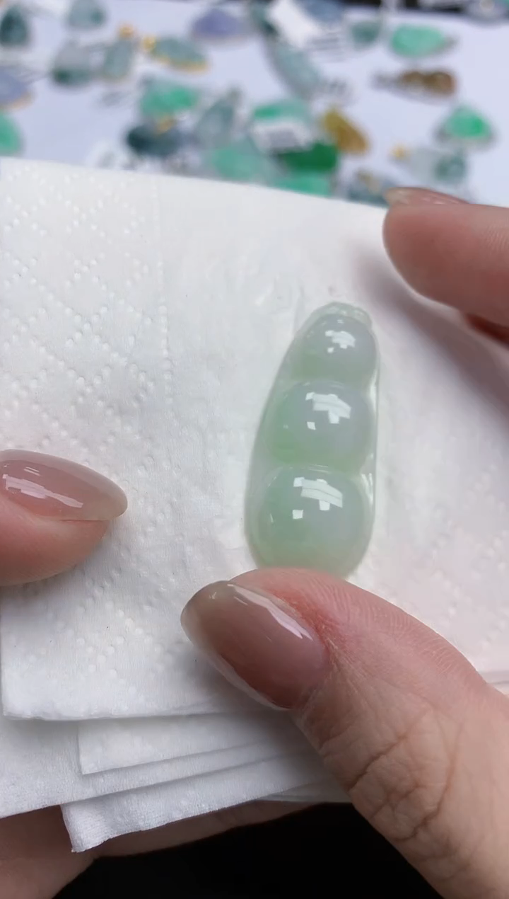 【闪购商品】翡翠颈饰未镶嵌天然缅甸翡翠A货