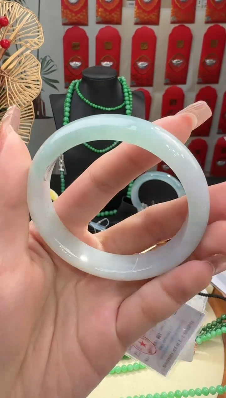 【闪购商品】翡翠手镯未镶嵌手镯