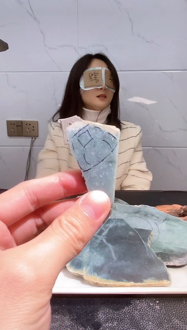 【闪购商品】翡翠挂件未镶嵌天然A货翡翠21Q