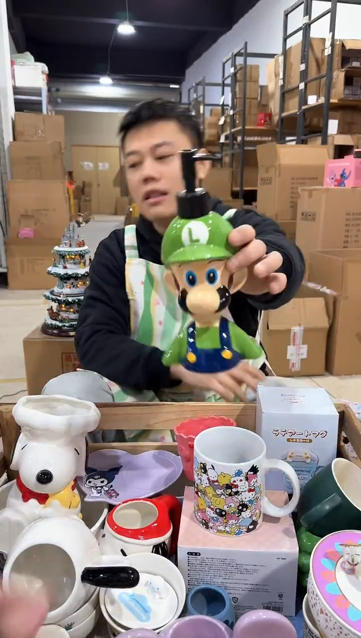 瓷片路易吉按压瓶 