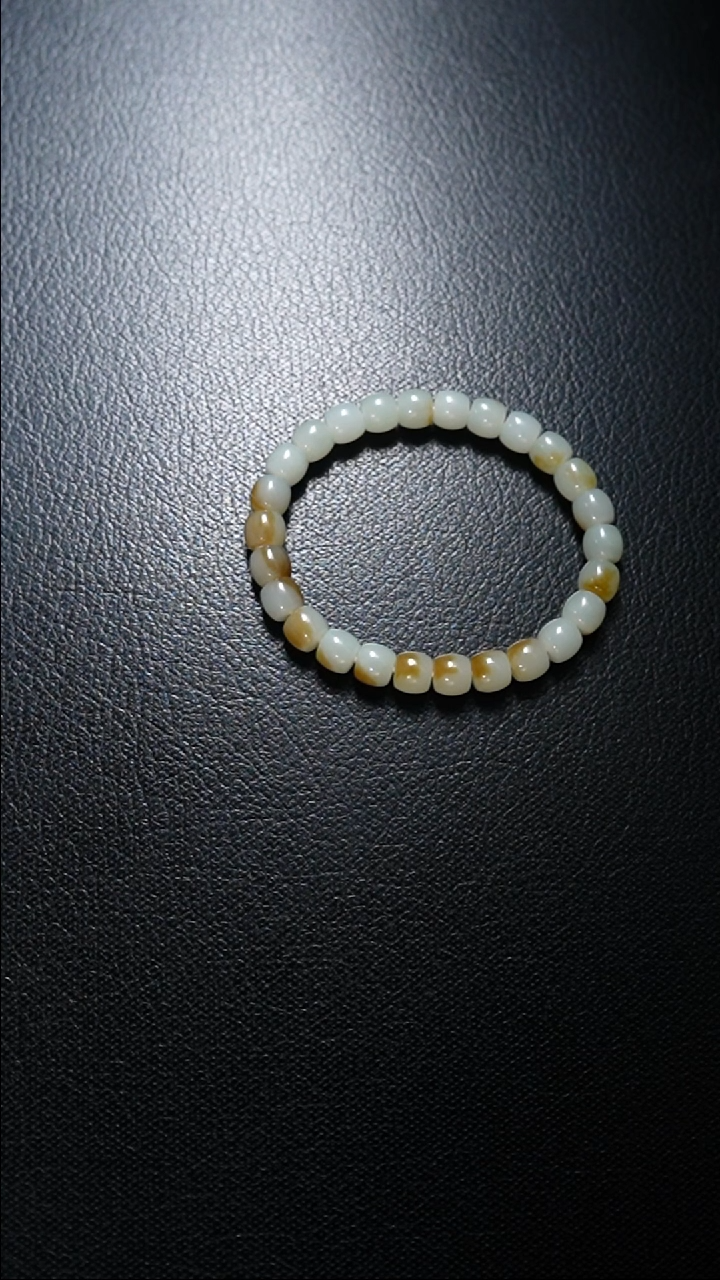 【闪购商品】和田玉颈饰未镶嵌手串